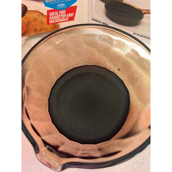 Vintage Visions Cookware Sculptured Nonstick by Corning 3 Pc Get Acquainted Set - Picture 4 of 6